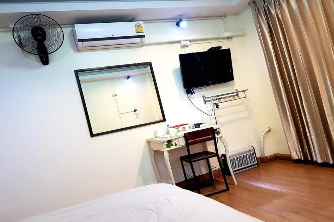 T2B Home (Adults Only) Chiang Mai Dış mekan fotoğraf