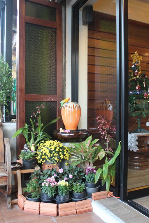 T2B Home (Adults Only) Chiang Mai Dış mekan fotoğraf
