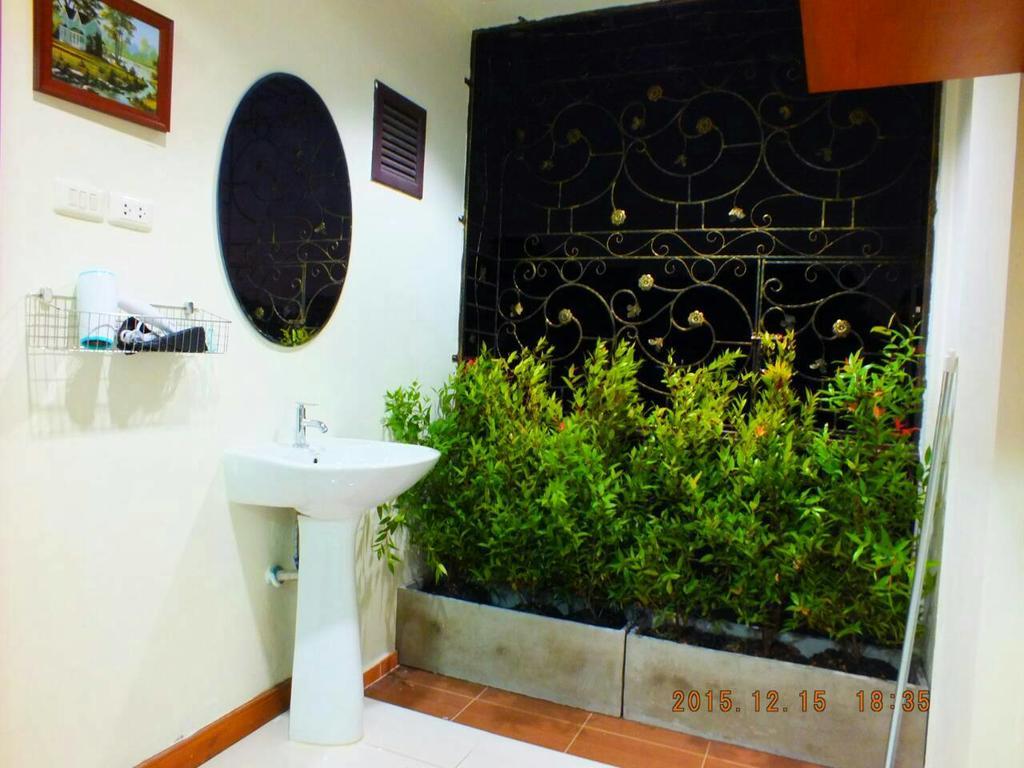T2B Home (Adults Only) Chiang Mai Dış mekan fotoğraf
