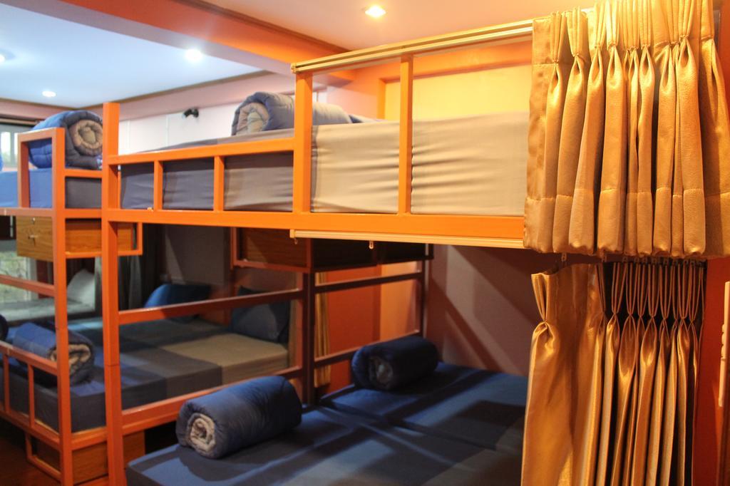 T2B Home (Adults Only) Chiang Mai Oda fotoğraf
